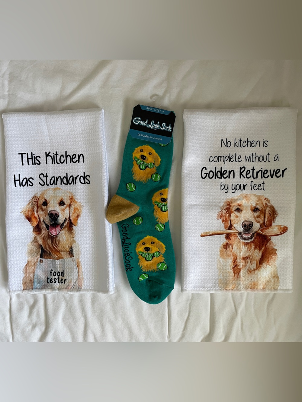 Golden Retriever Bundle - Set of 2 Kitchen Towels & 1 Pair of Socks